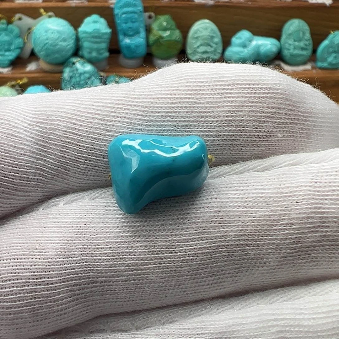 绿松石配饰未镶嵌