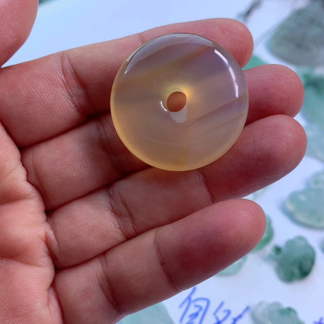 玛瑙/玉髓颈饰合金