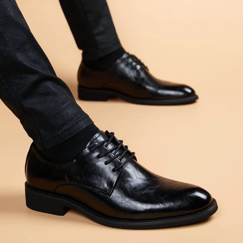 皮鞋男真皮韩版休闲潮流软底男鞋青年英伦尖头商务正装内增高鞋子