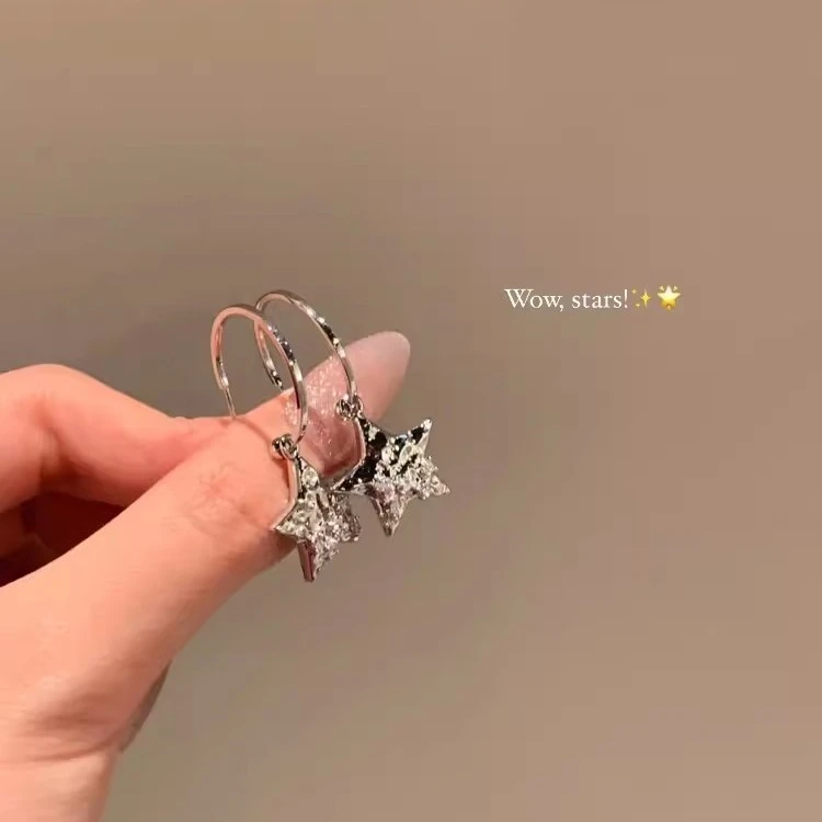 铜合金耳饰 韩系辣妹星星耳环轻奢小众设计高级感五角星耳圈耳饰