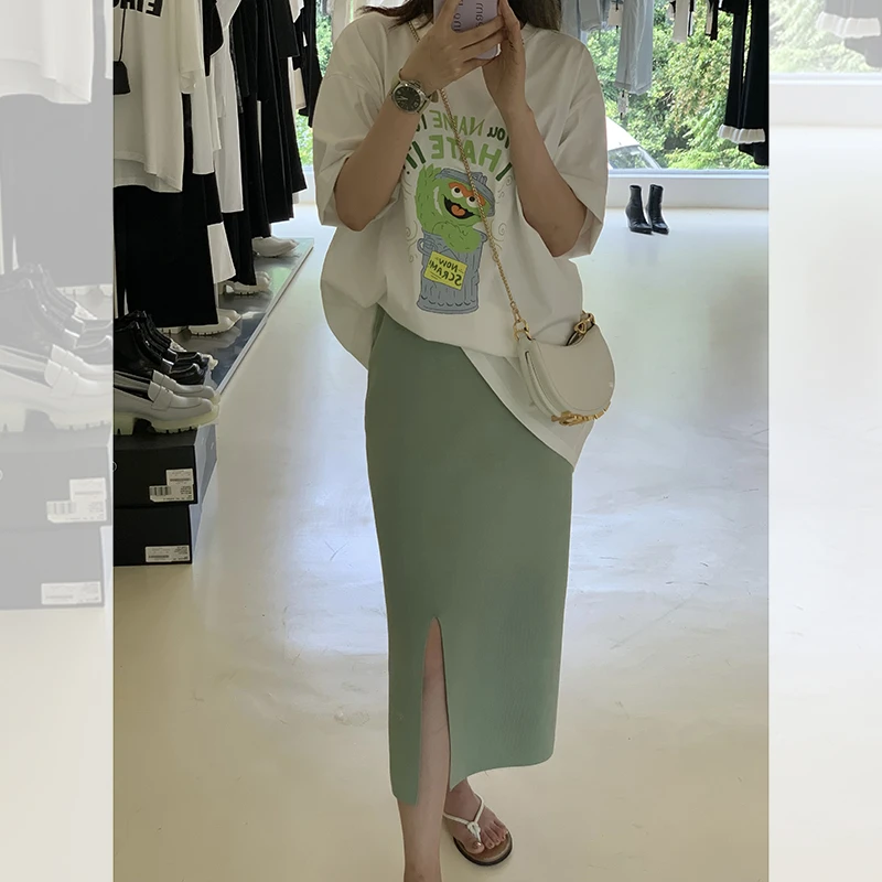 于momo 开叉针织半身裙女夏季/气质冰丝短裙 MQ222037