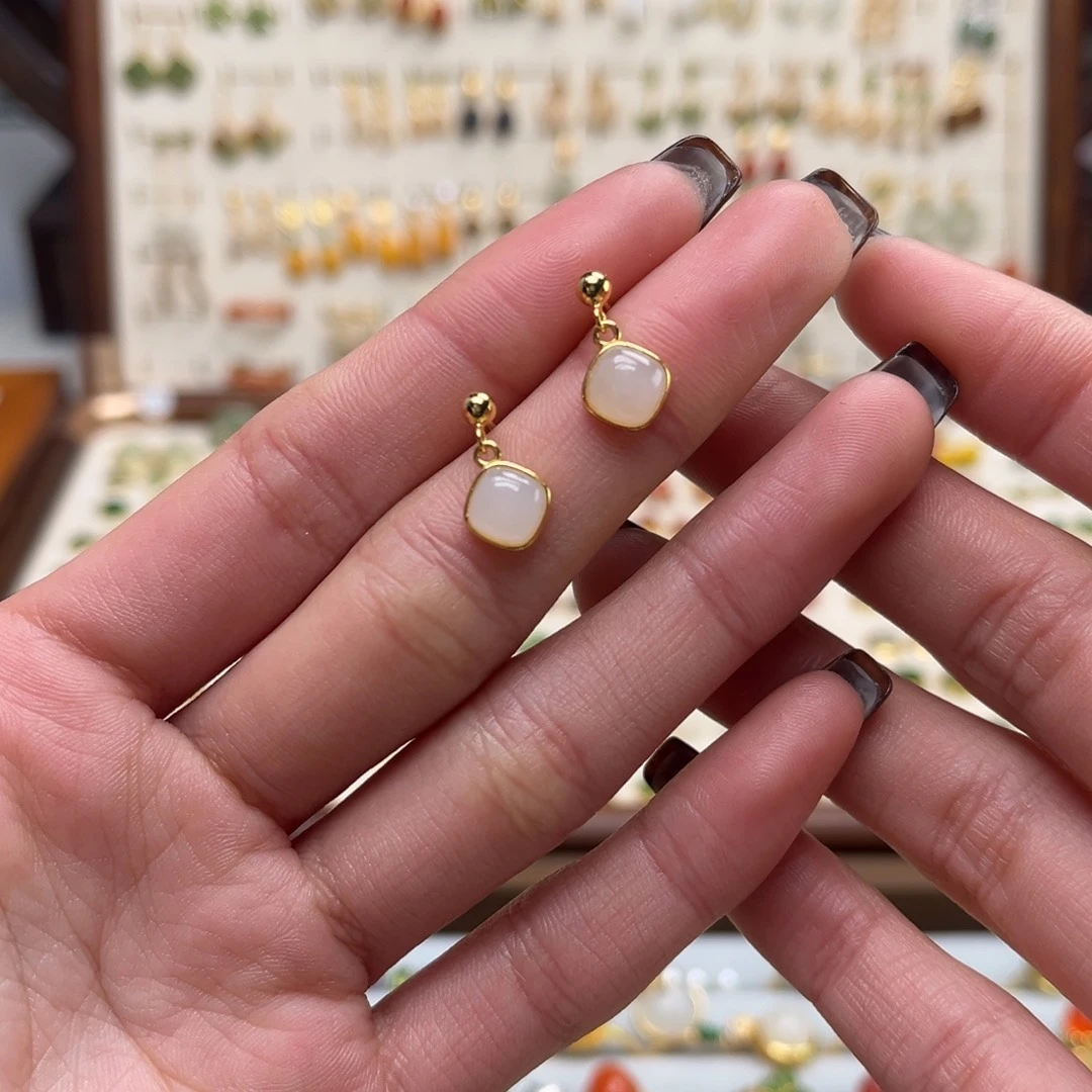 和田玉银S925镀金镶嵌耳饰