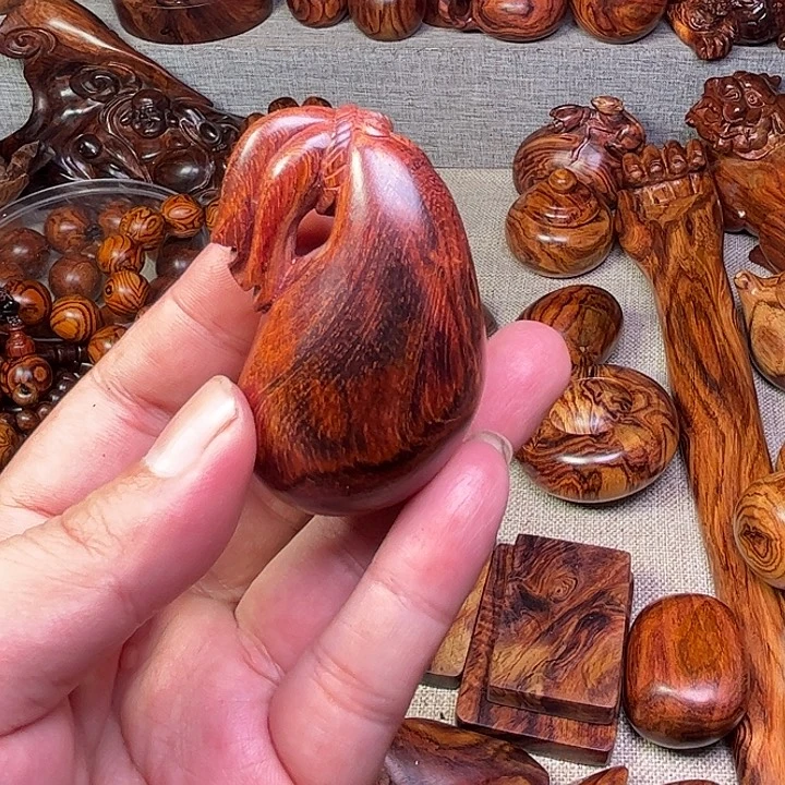 里***樱黄花梨/降香黄檀海南黄花梨油梨工艺品