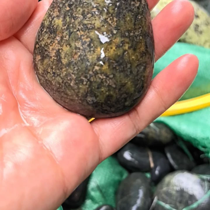 良***音有机玻璃藏玉药王石原石手把件一个