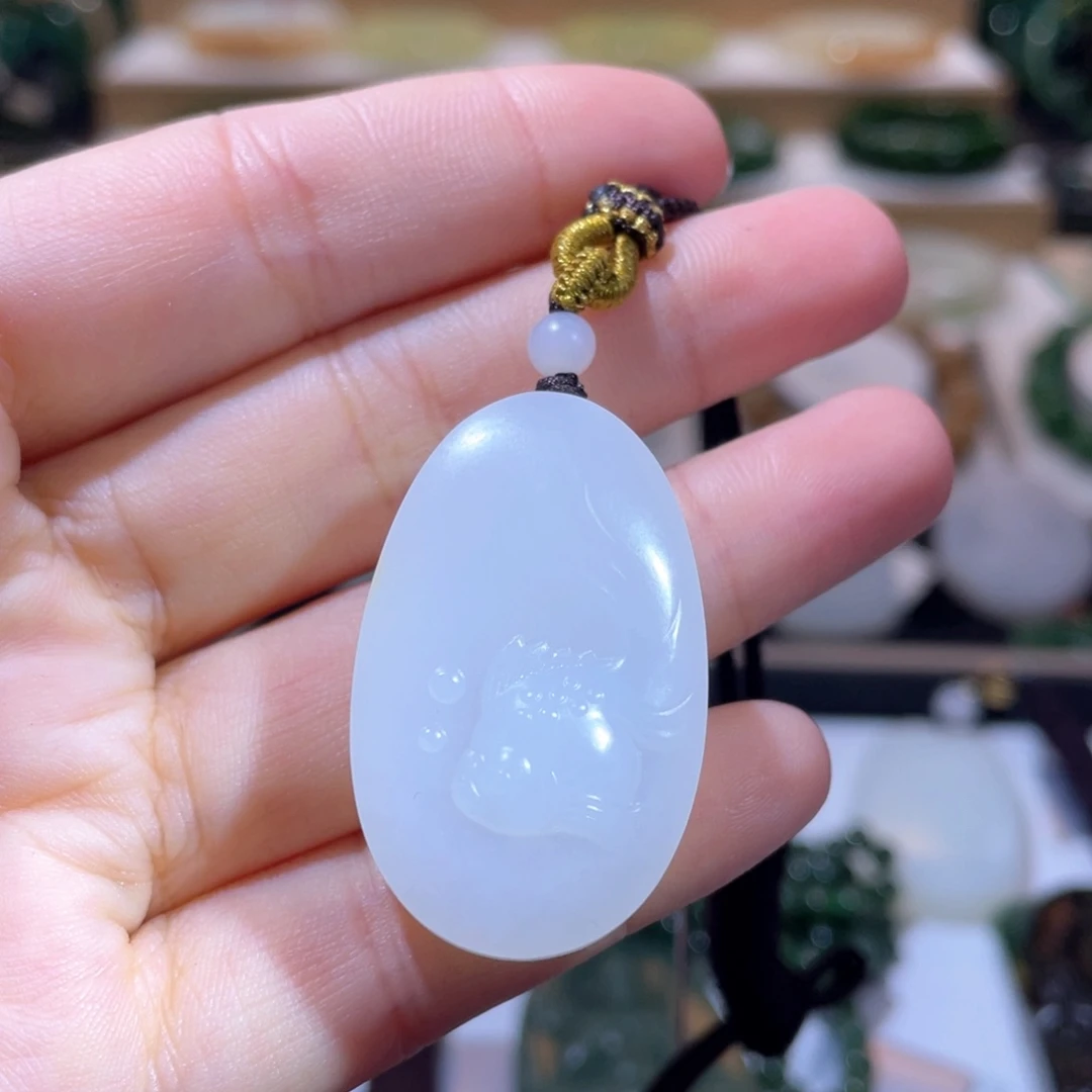 和田玉未镶嵌颈饰高品山流水吊坠