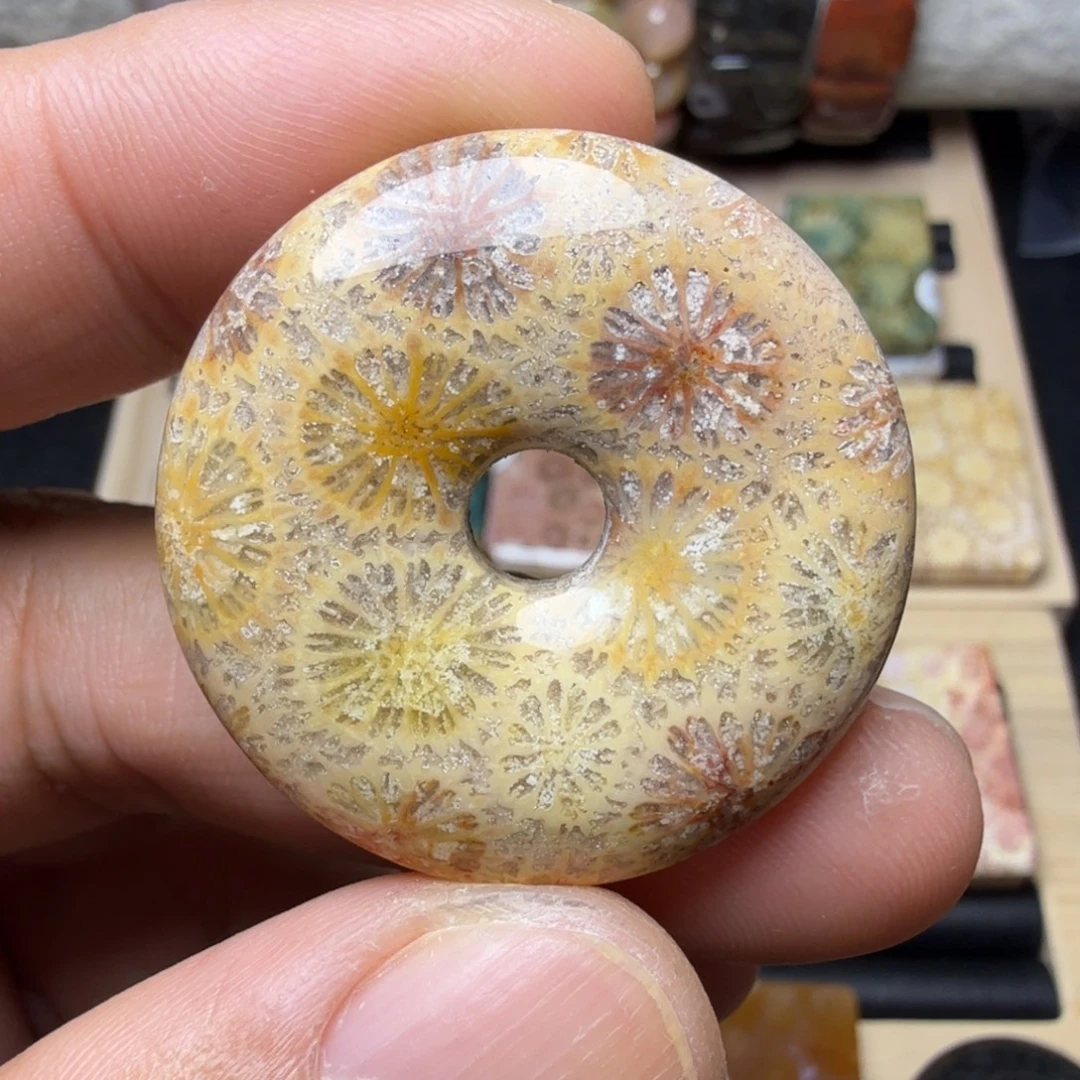 硅化玉未镶嵌纯天然色有机玉石保真色