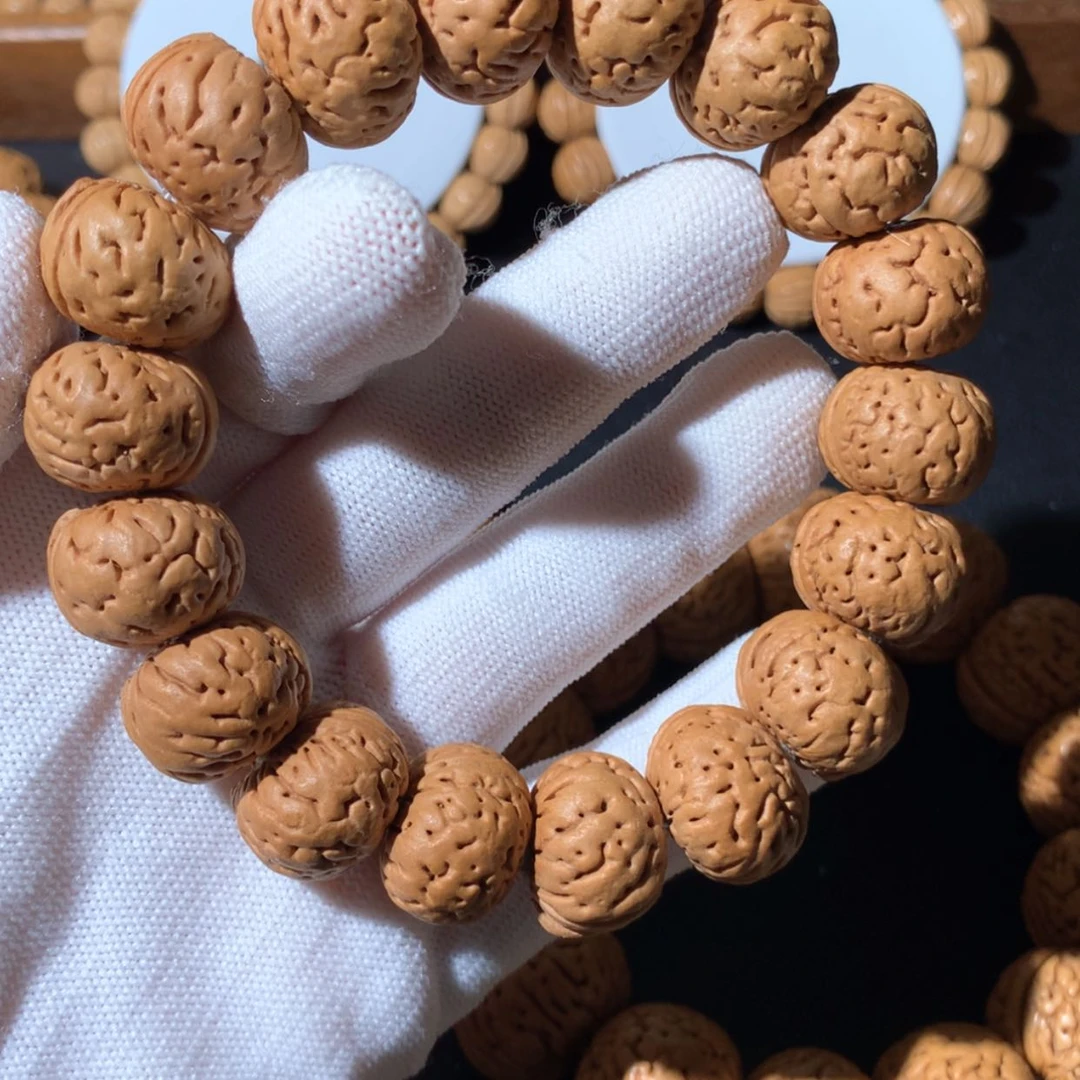 【闪购商品】桃核手串树王纽扣17+尺寸桃核