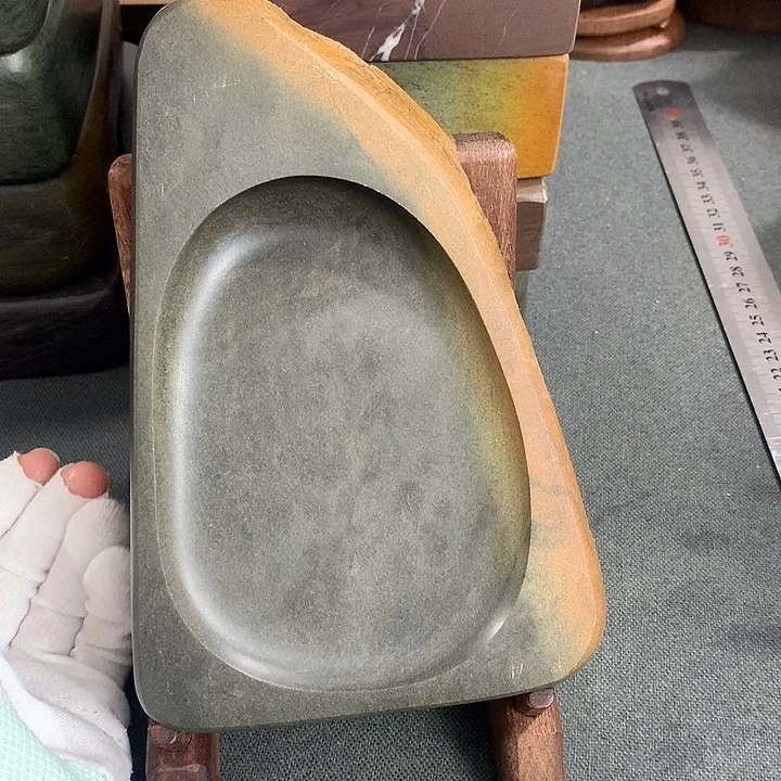 广东肇庆原石端砚