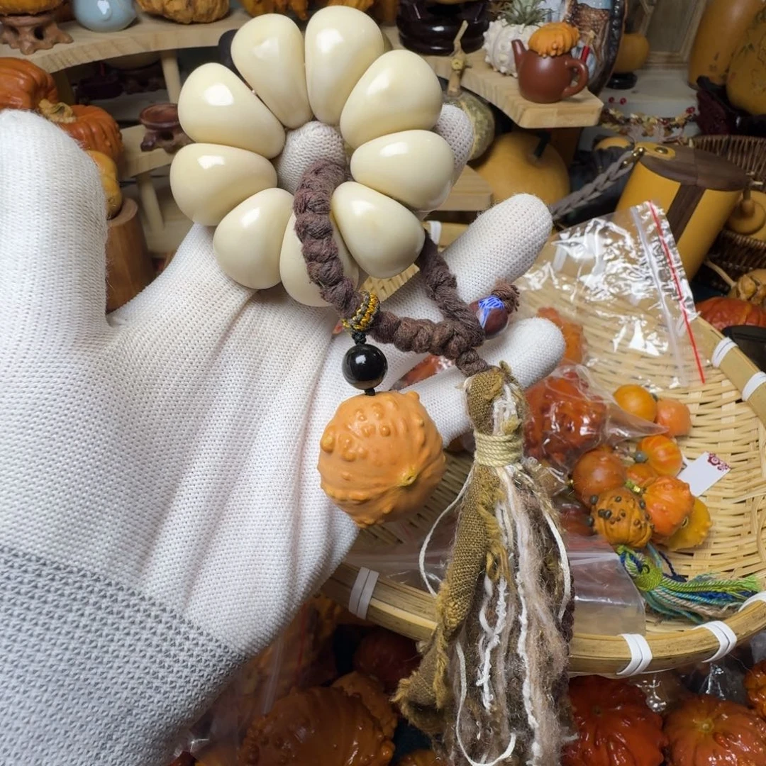 詹*贝特价葫芦不退不换