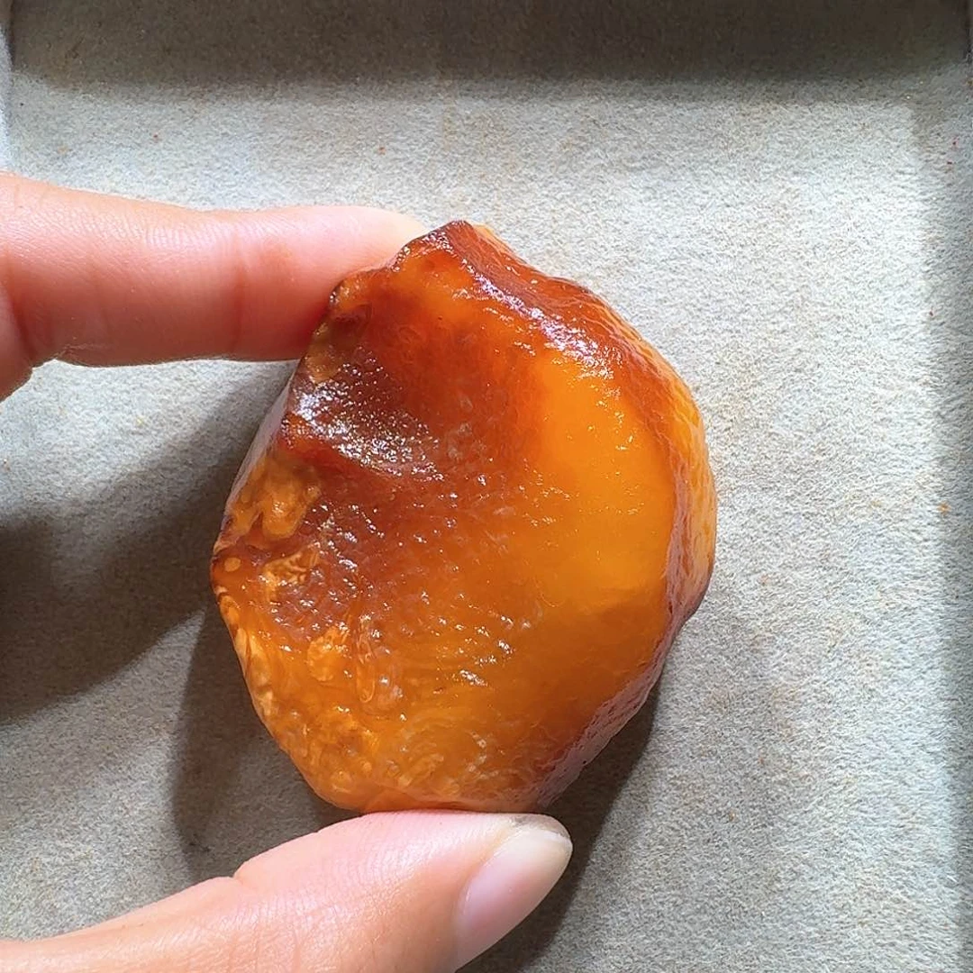 定制琥珀未镶嵌定制