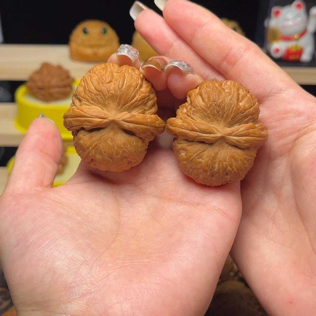 k***e文玩核桃把件43全品元宝