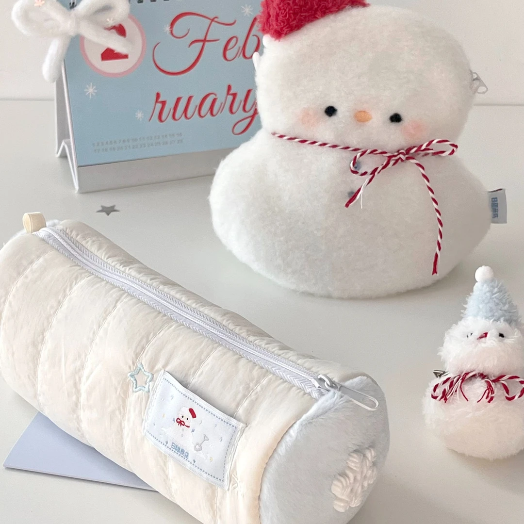 日稚商店小雪人笔袋大容量可爱文具袋毛绒高颜值小众铅笔盒文具盒