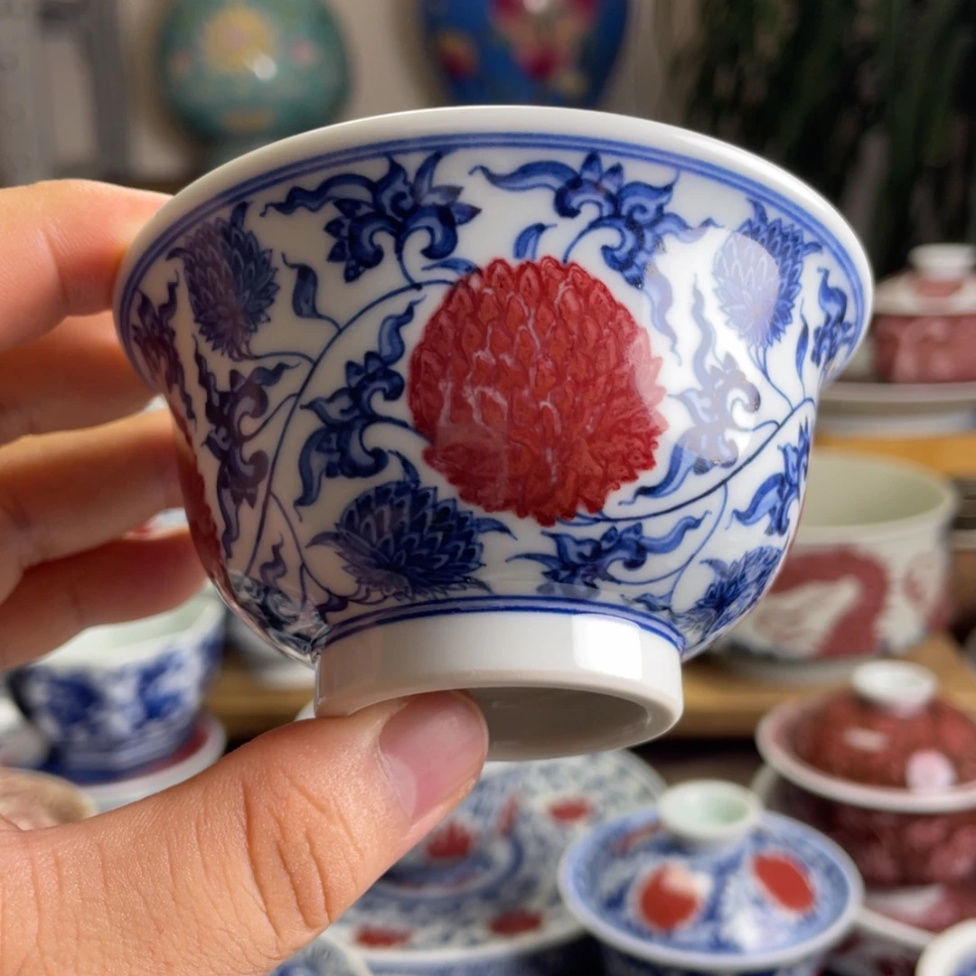 釉里红菊花压手杯