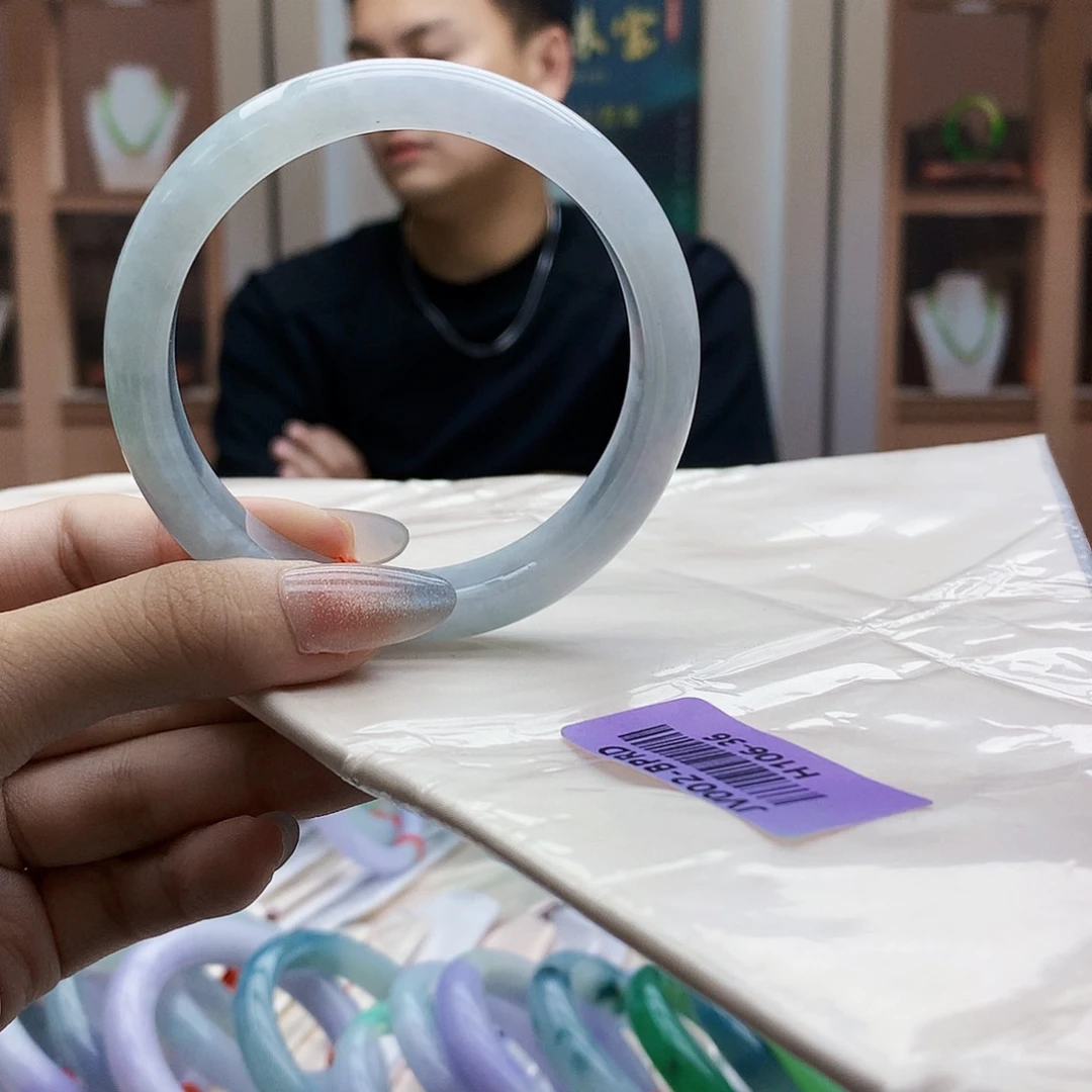 未镶嵌手镯翡翠bbb