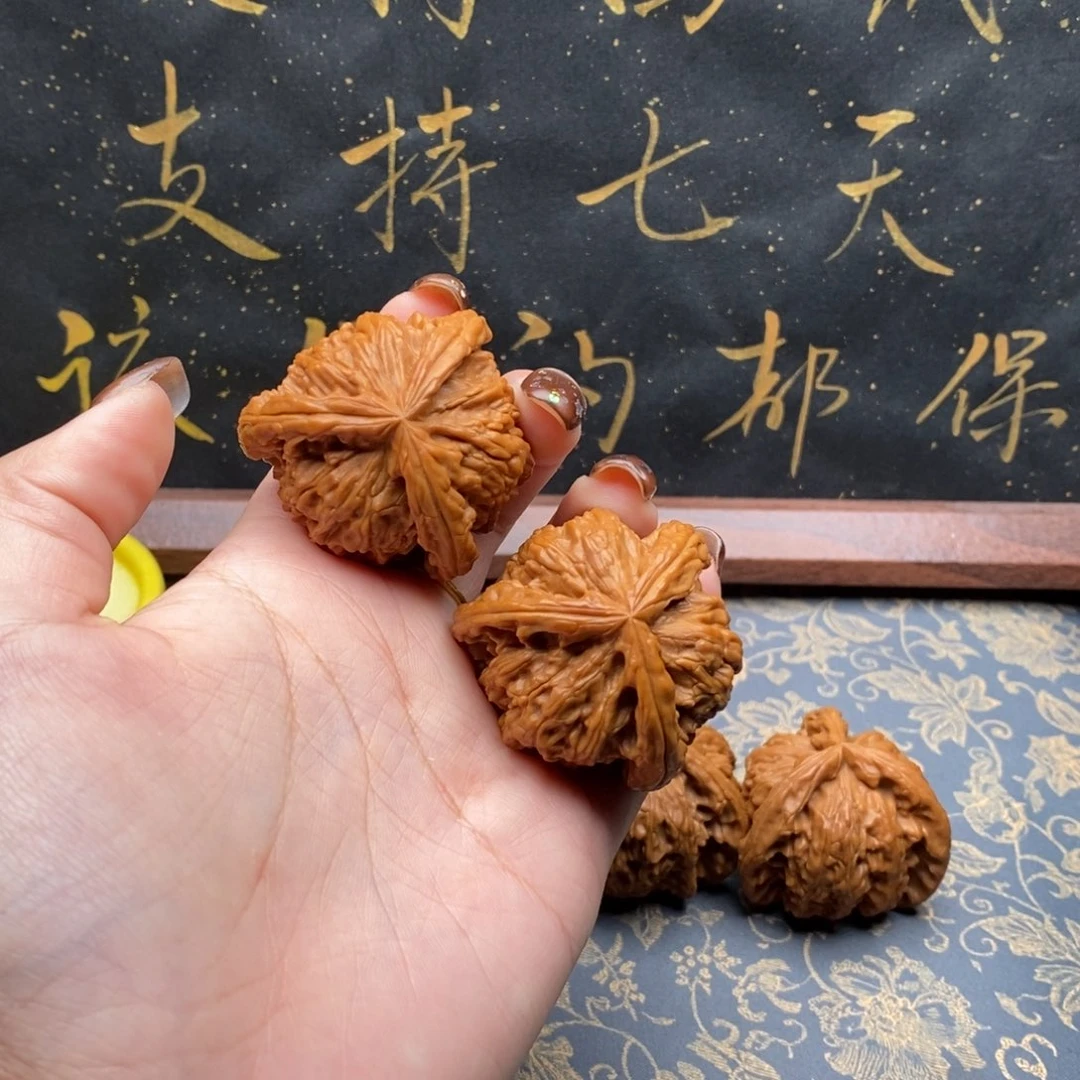 吊坠文玩核桃Z白狮子