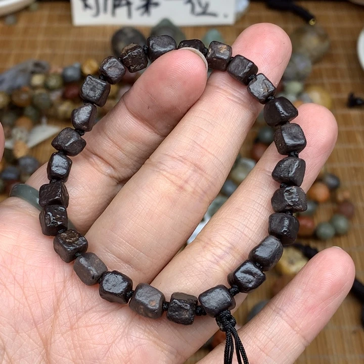 玛瑙/玉髓珠宝半成品未镶嵌?*虎
