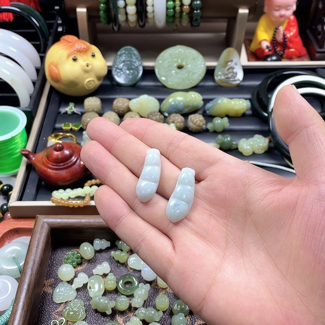 殇***和田玉未镶嵌颈饰
