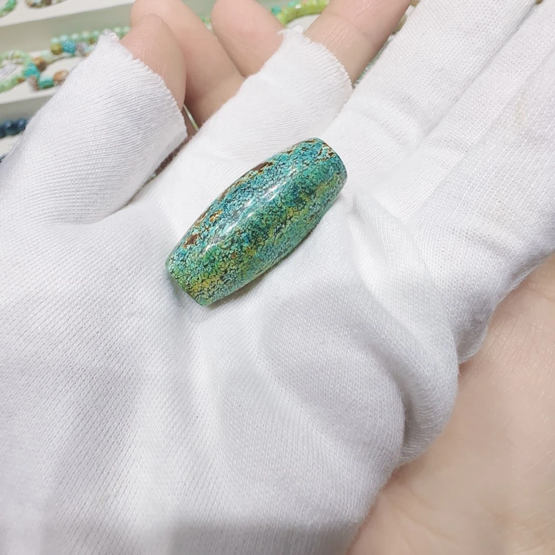 绿松石未镶嵌原矿绿松石