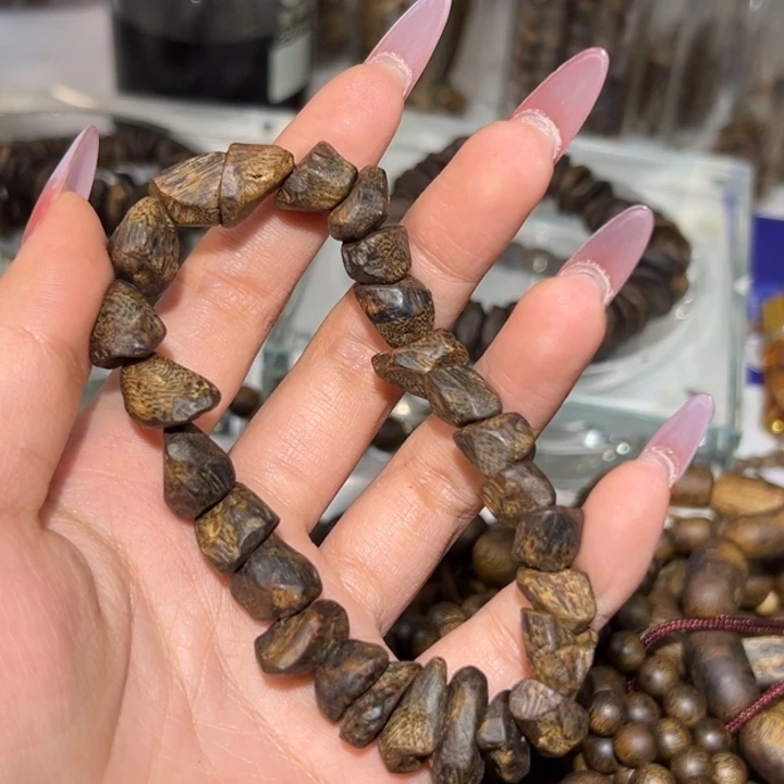 沉香手串?*?奇楠沉香包克15克