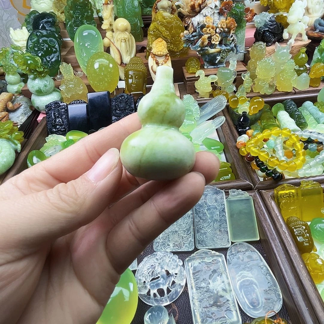 岫玉未镶嵌吊坠(不含链)