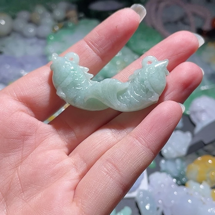 颈饰未镶嵌翡翠天