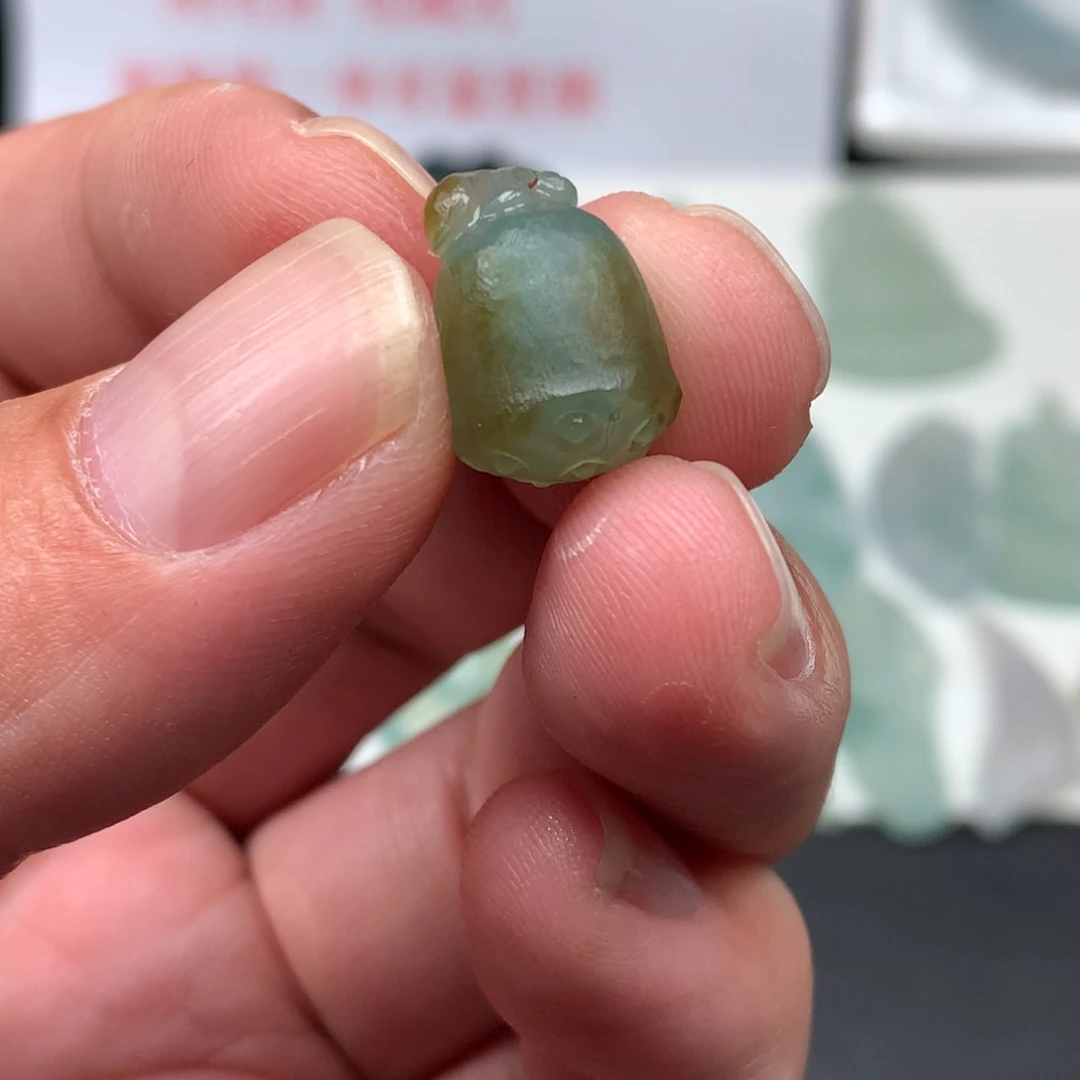 定制翡翠未镶嵌翡翠莲蓬