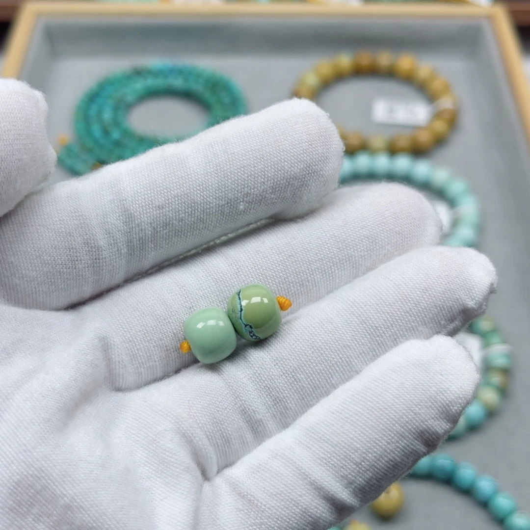 绿松石未镶嵌挂件