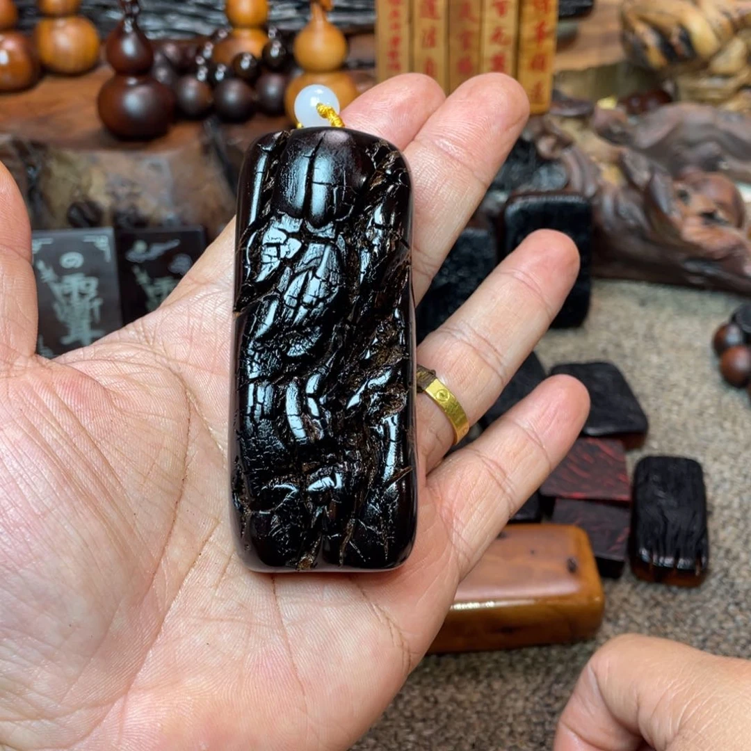 绒质啊****）雷击枣木盘龙手把