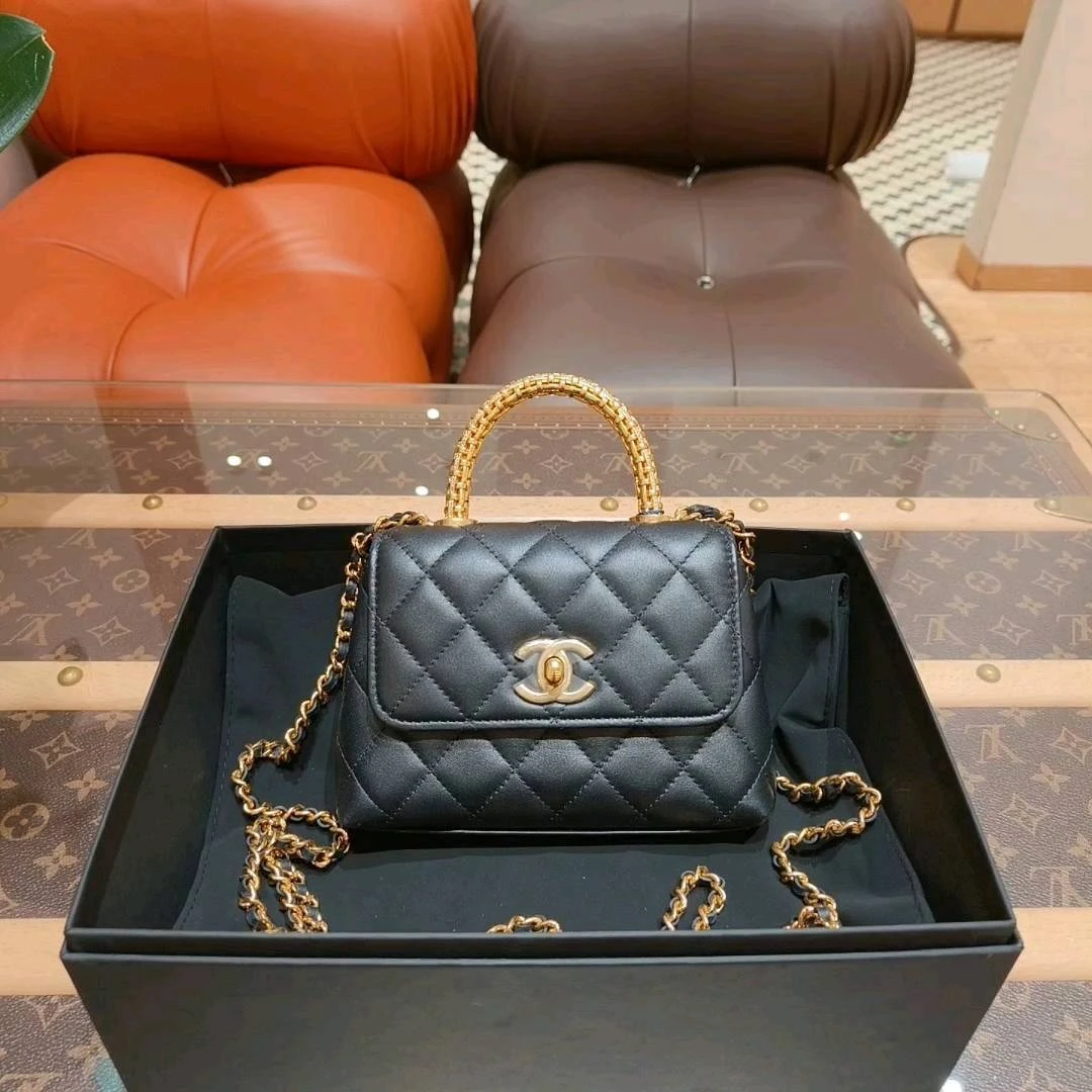 未使用 Chanel/香奈儿  黑金羊皮 25A水钻金属手柄cocohandle