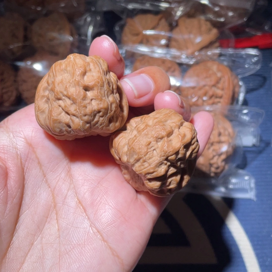 文玩核桃吊坠古蟾35