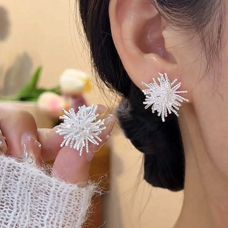 铜合金耳饰 新款超闪银色高级感独特烟花耳钉女轻奢耳环夸张耳饰