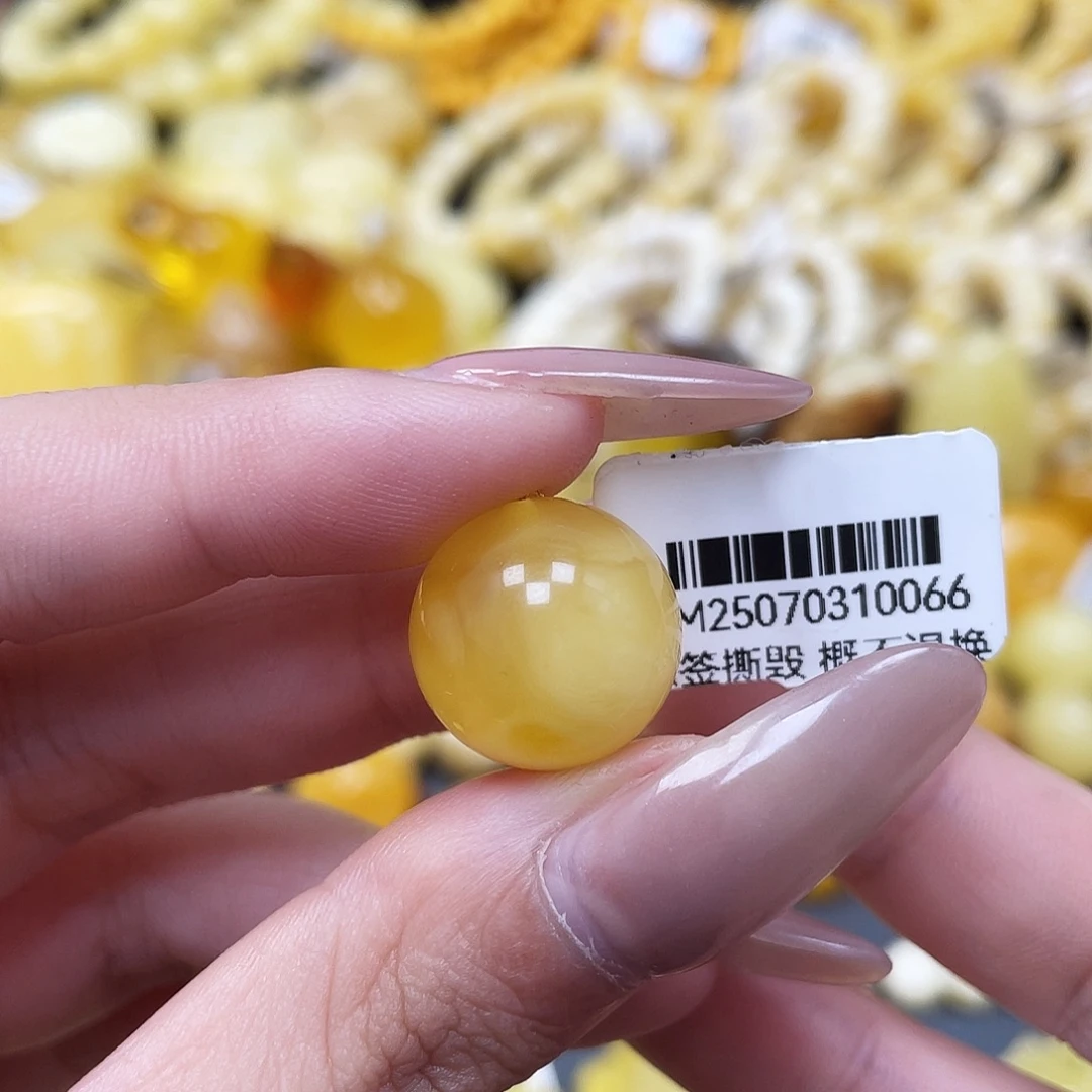 琥珀未镶嵌裸石16mm圆珠