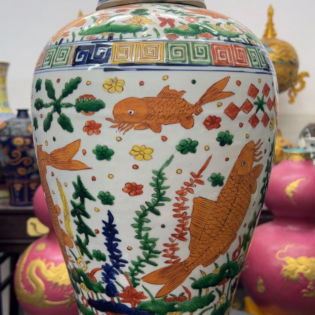 精美陶瓷摆件立件