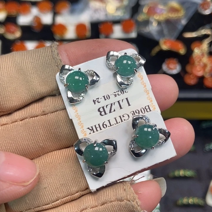 翡翠未镶嵌戒指翡翠耳钉