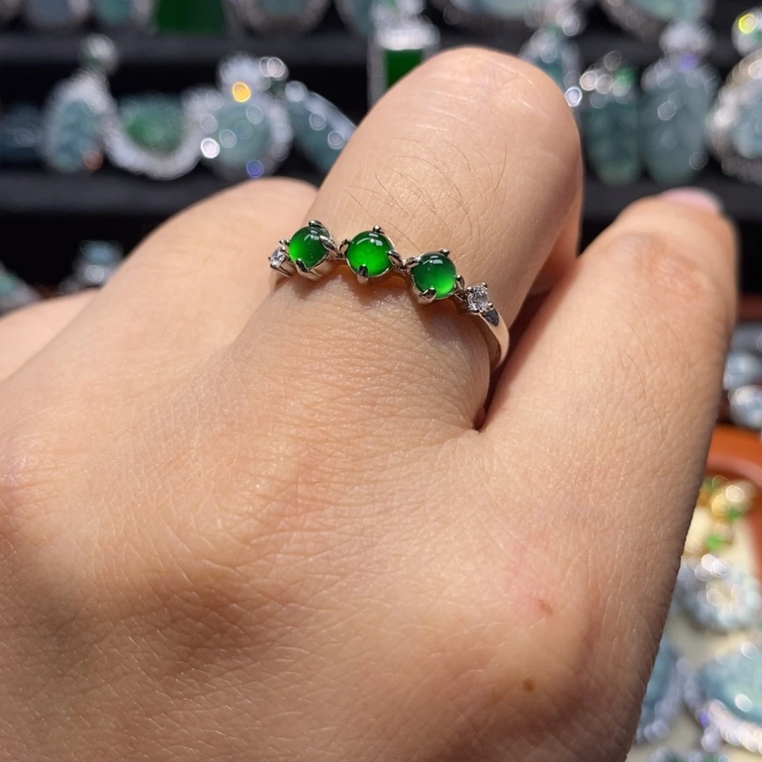 翡翠未镶嵌吊坠(不含链)翡翠