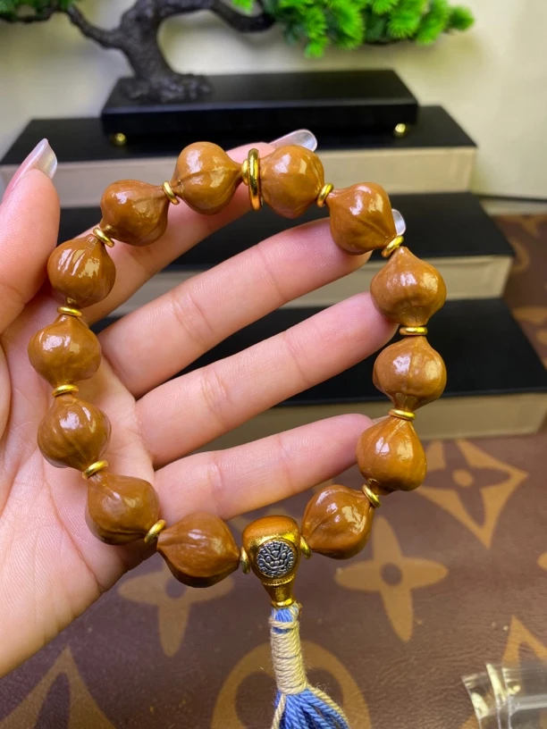 橄榄核梅林铁1.6树王蜜桃臀13颗