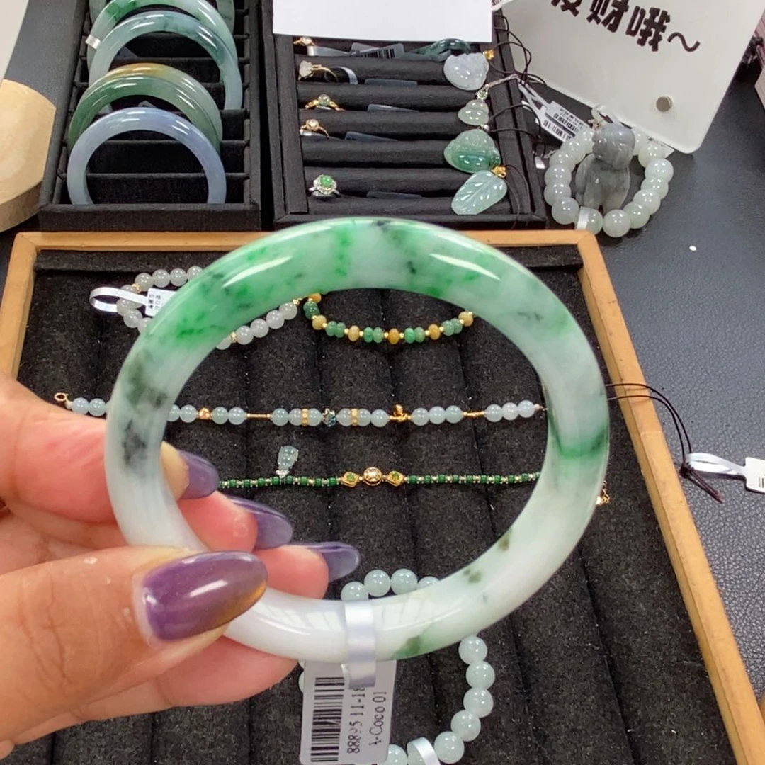 未镶嵌手镯翡翠翡翠手镯