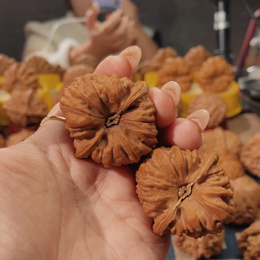 吊坠文玩核桃z*。40凹底