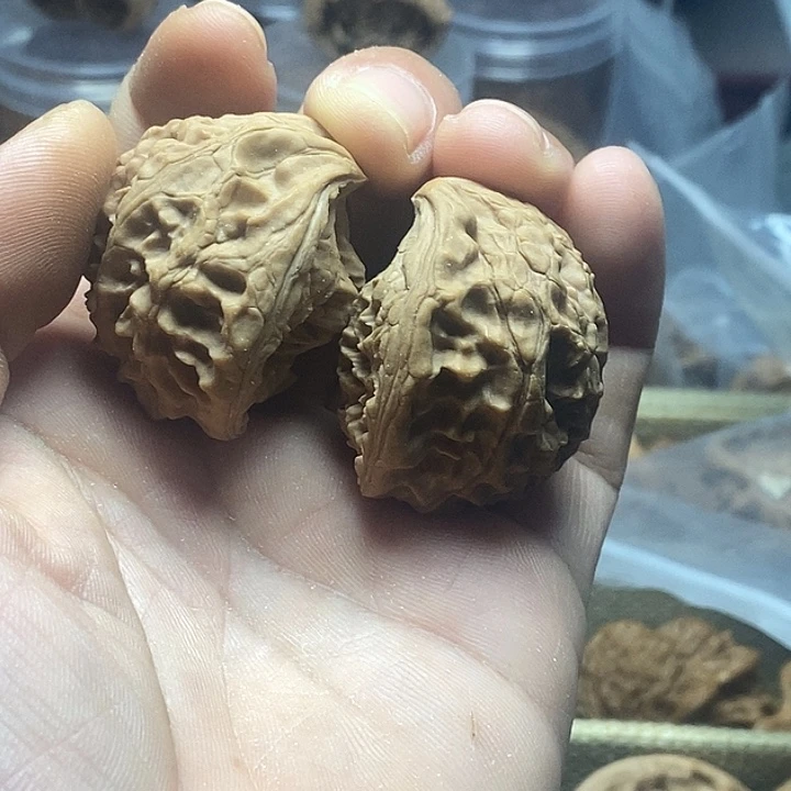吊坠桃核玉玺蛇头尖有修