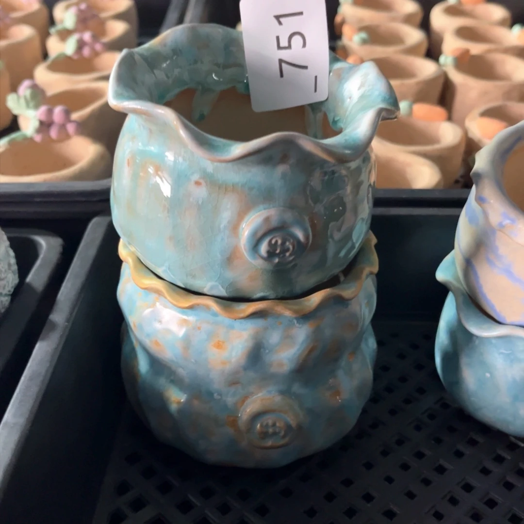 红陶白****食751花盆2个