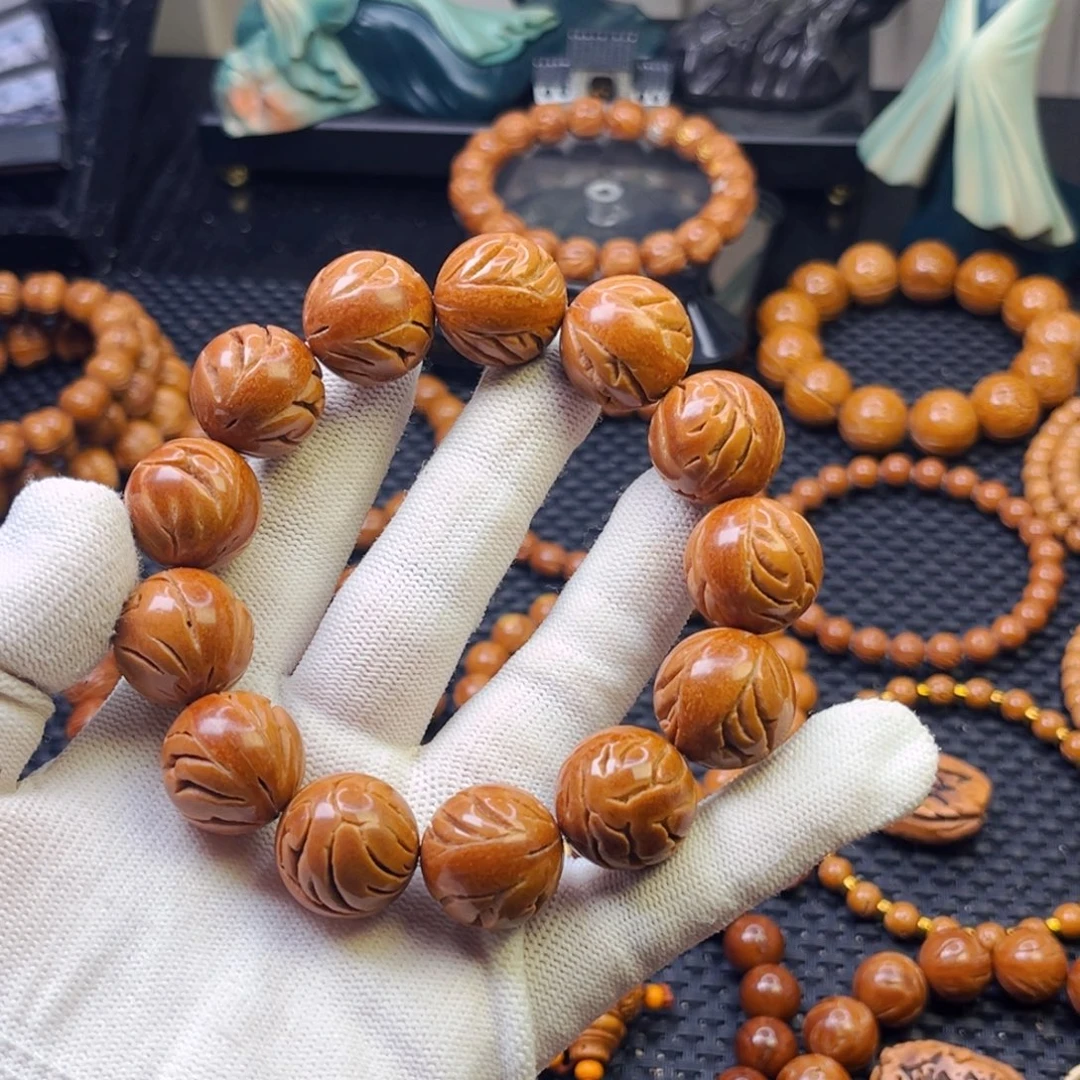 乐***࿐吊坠桃核19尺龙纹「精品」