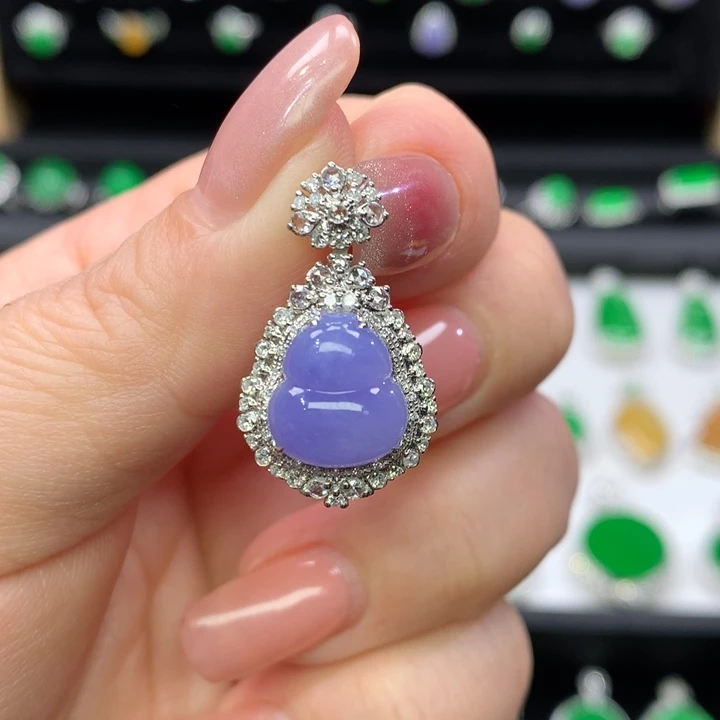 翡翠吊坠(不含链)18K金镶嵌