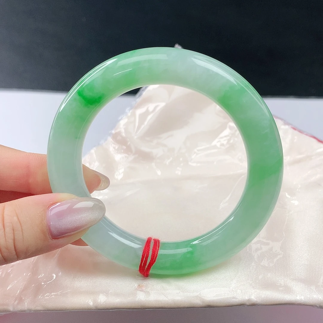 翡翠手镯未镶嵌翡翠370