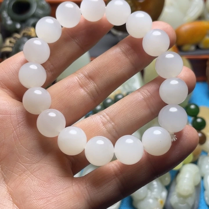 一***光和田玉未镶嵌挂件卡十二手串