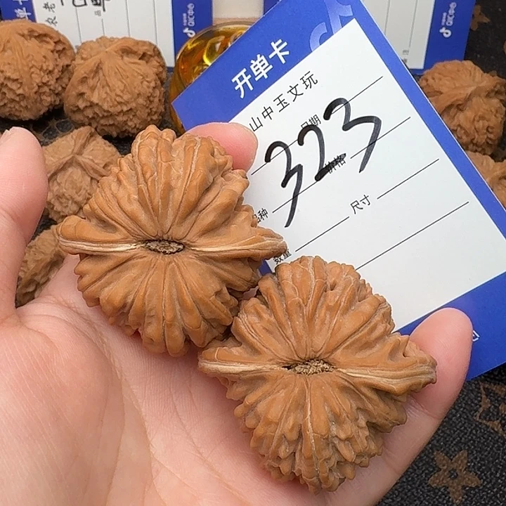 吊坠文玩核桃四座楼45尺