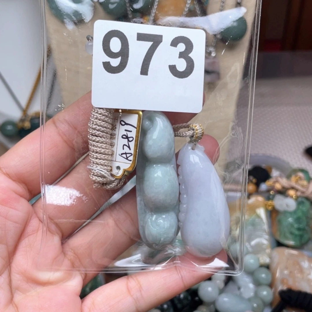 【闪购商品】翡翠颈饰未镶嵌百**花翡翠