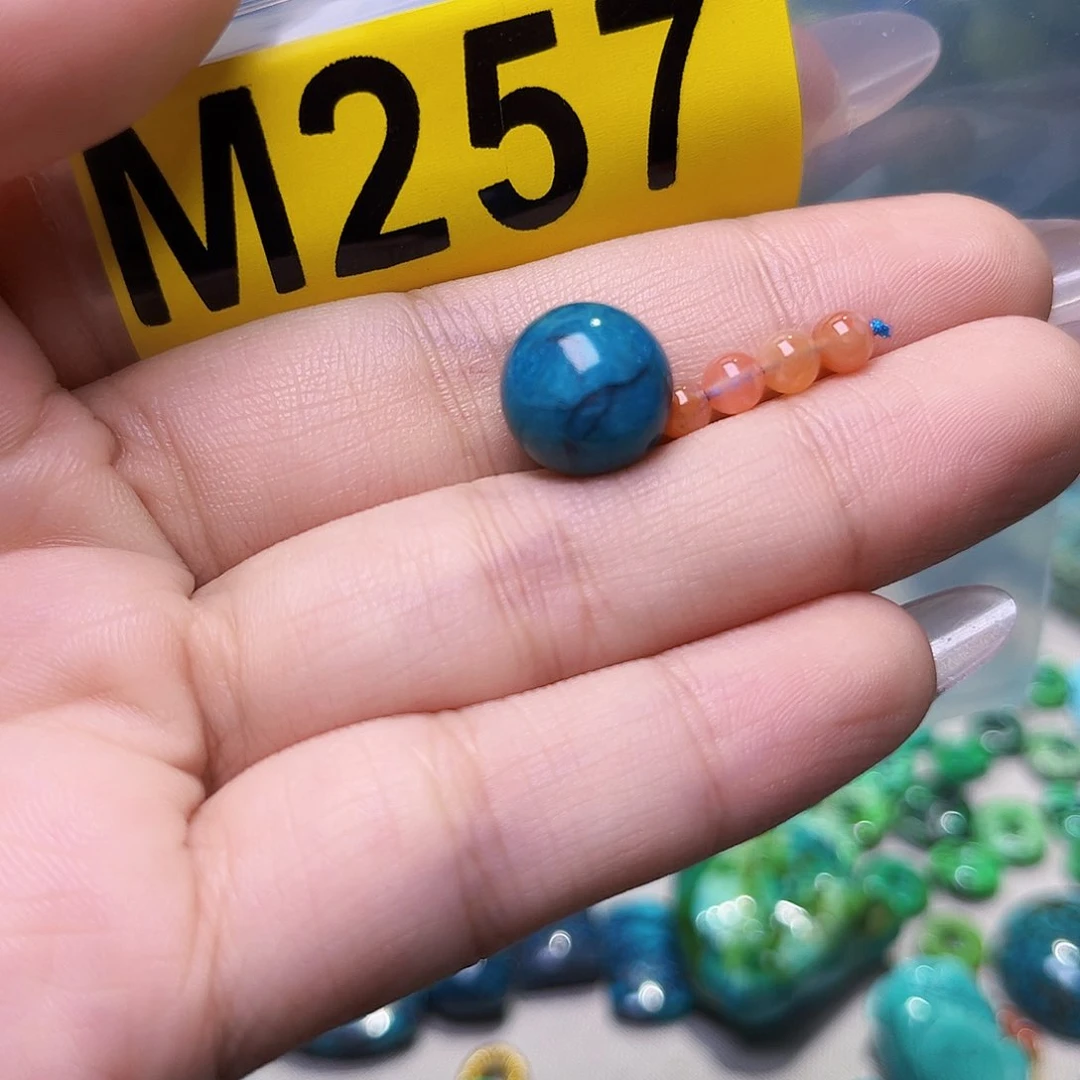 南红玛瑙未镶嵌珠宝半成品