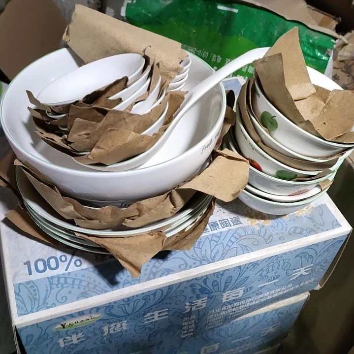 摆件陶瓷盘子碗啥都有