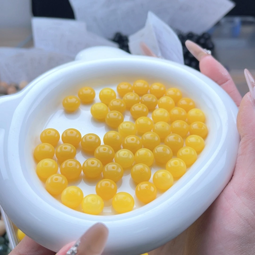 白玉菩提吊坠z10.5mm110颗。金玉满堂