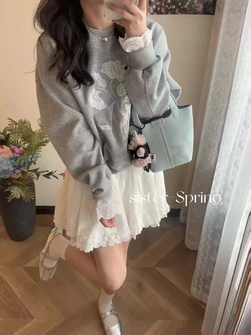 【中年少女】春季新品韩版重工蕾丝卫衣甜美减龄时尚百搭集合链接